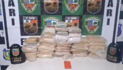 Homem é preso com mais de 40 Kg de drogas escondido em casa em Coari