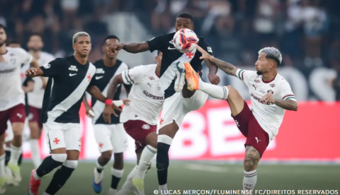 Vasco enfrenta Fluminense no Maracanã por vaga na final do Carioca