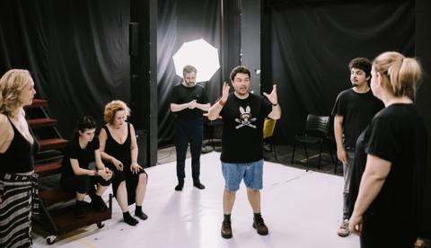 Ópera-teatro mistura Shakespeare e tradição do Festival de Parintins no Teatro Amazonas