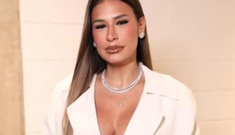 Simone Mendes revela perda de 30kg: "Coroa bonita"