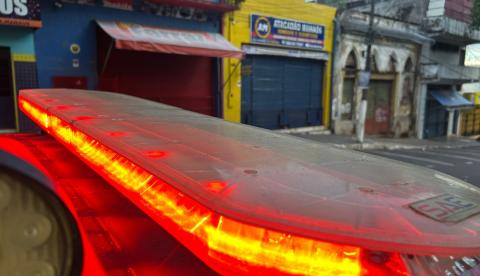 Briga entre casais em situação de rua termina em assassinato no Centro de Manaus