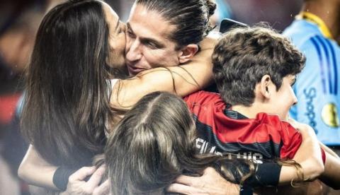 Esposa de Filipe Luís fala em "sensação de injustiça" após demissão do Flamengo