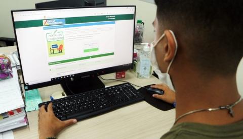 Editais para Bolsa Idiomas e Pós-Graduação são lançados nesta quinta em Manaus