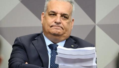 Por 19 votos a 12, CPMI rejeita relatório e encerra investigação do INSS