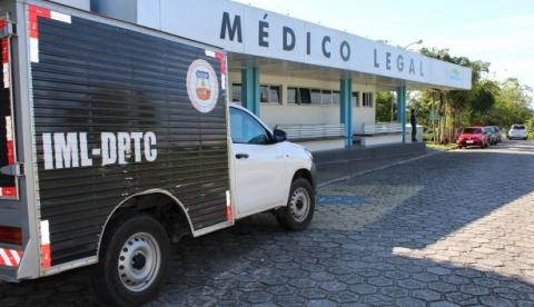 Homem em acidente de trânsito ao atingir poste em Rio Preto da Eva