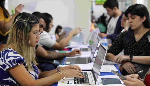 Governo convoca professores para comunidades indígenas e interior do Amazonas