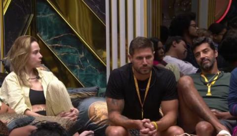 Ana Paula e Cowboy trocam farpas após discussão no BBB26: "Está desesperada"