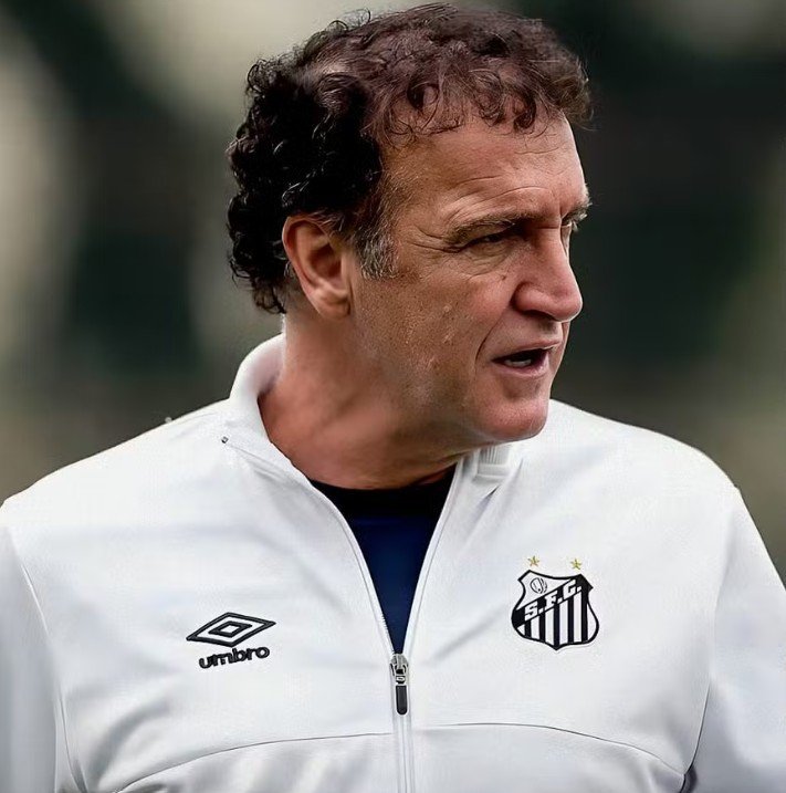 Santos anuncia retorno de Cuca como técnico da temporada 2026