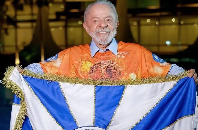 TSE nega pedido do PL para investigar governo por homenagem a Lula no Carnaval