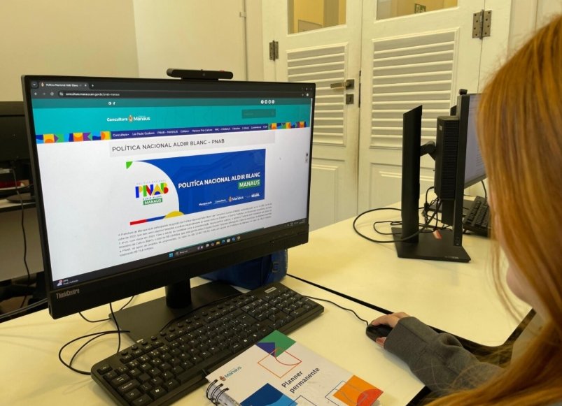 Prefeitura abre habilitação para projetos dos Prêmios Literários e da Pnab em Manaus