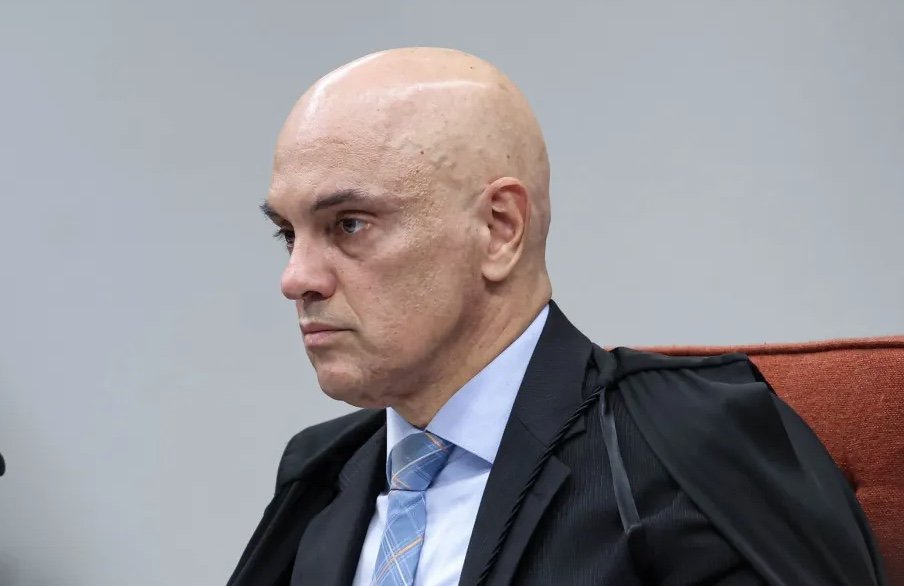 PF intercepta mensagens de Daniel Vorcaro sobre supostos encontros com Moraes