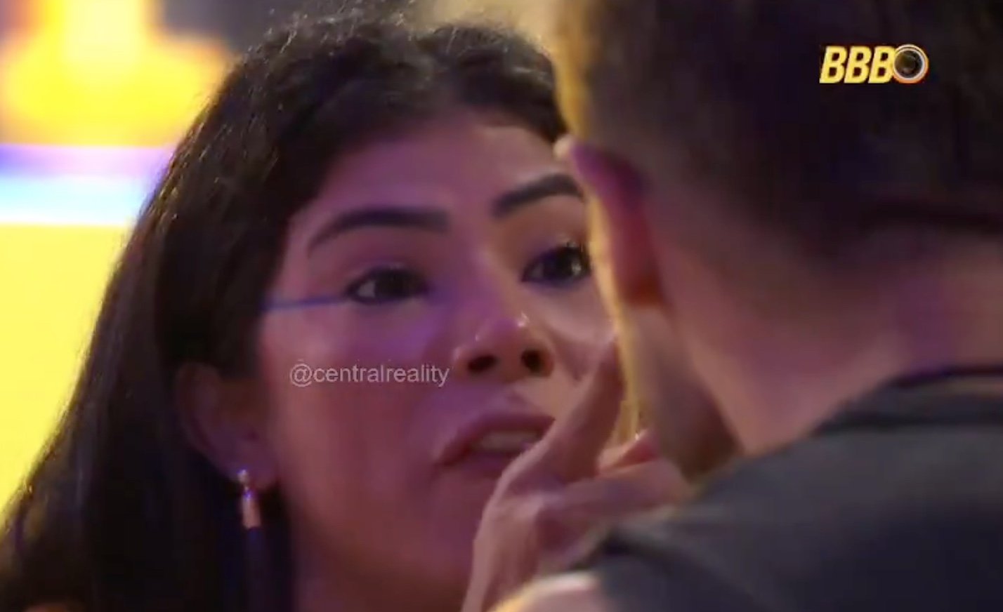 BBB26: Marciele grita com Jonas após discussão entre aliados: "Não vem pra cima de mim"