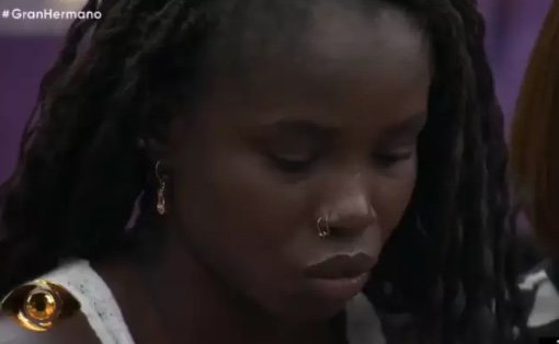 Sister é expulsa do Big Brother Argentina após ser racista com colega: "Parece que foi comprada"