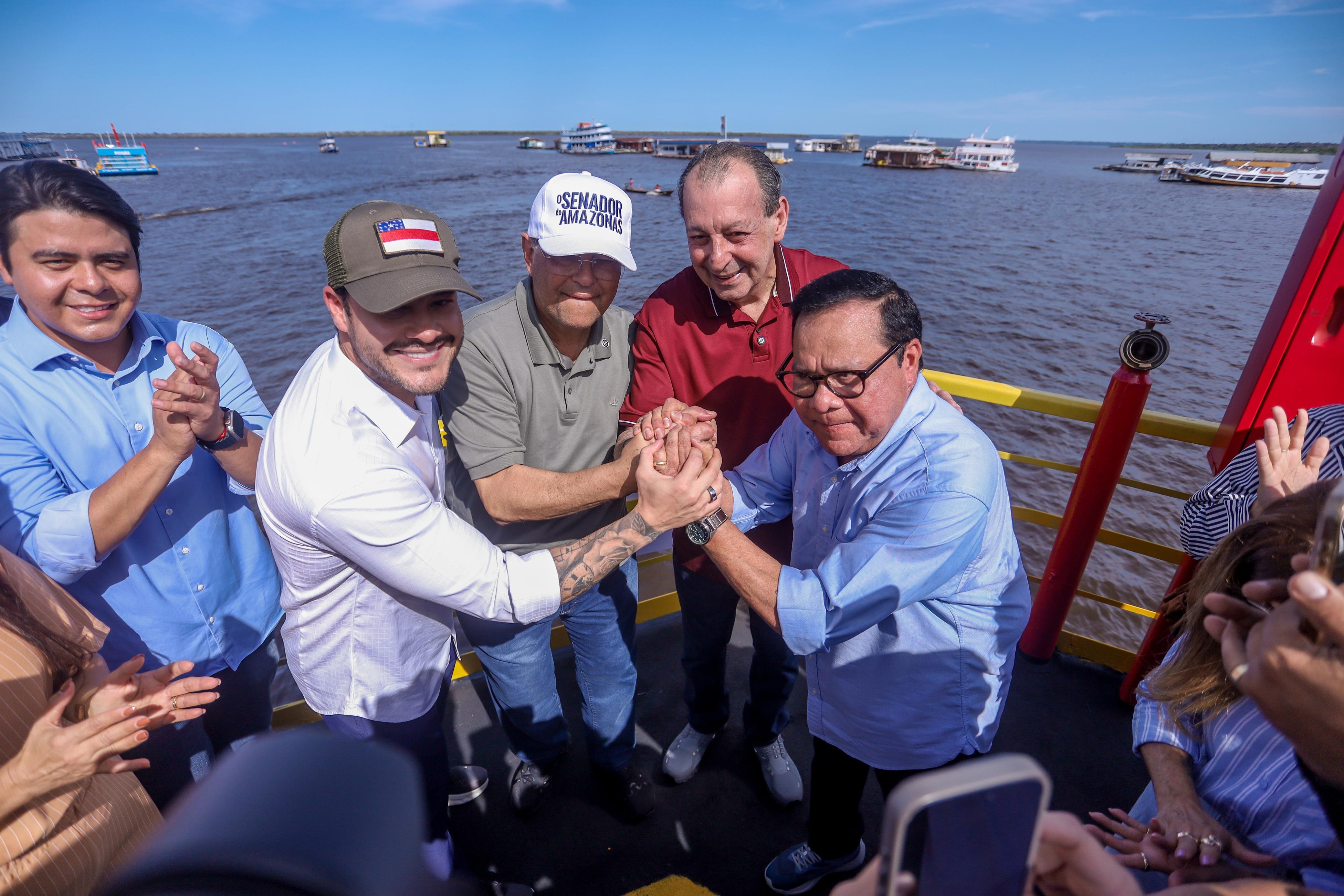 Porto de Coari é recuperado após tempestade e recebe autoridades em inauguração