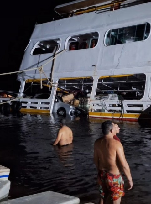 Passageiros vivem momentos de terror durante naufrágio próximo a São Gabriel da Cachoeira