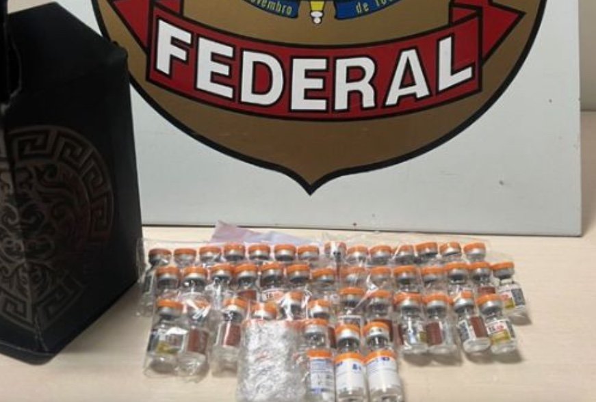 Passageira é detida pela PF com 45 frascos de Mounjaro no aeroporto de Manaus