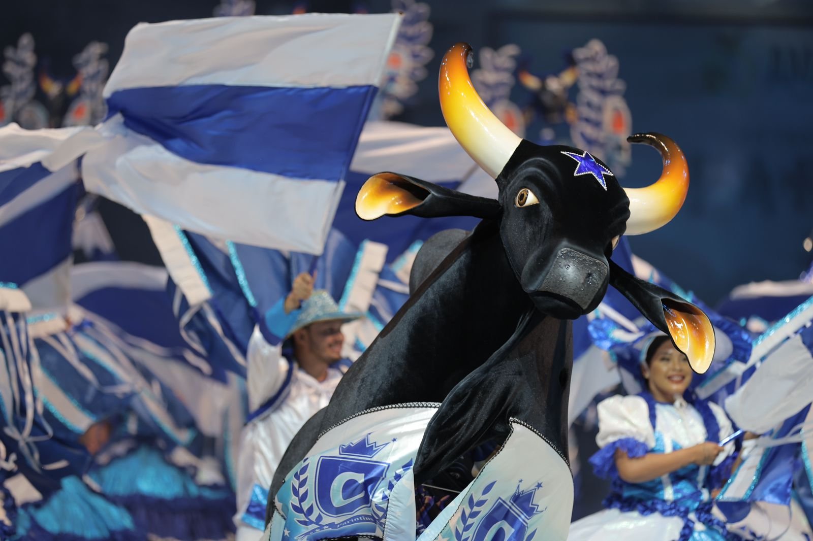 Caprichoso inicia temporada 2026 com show de cores e toadas em Parintins