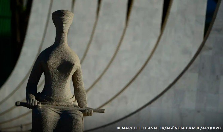 STF fixa em 35% o limite para extras sobre o salário de magistrados e promotores