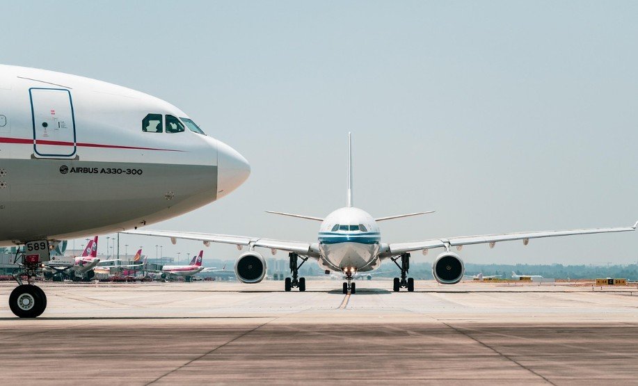 Voos do Brasil para países do Oriente Médio são suspensos após início do conflito no Irã