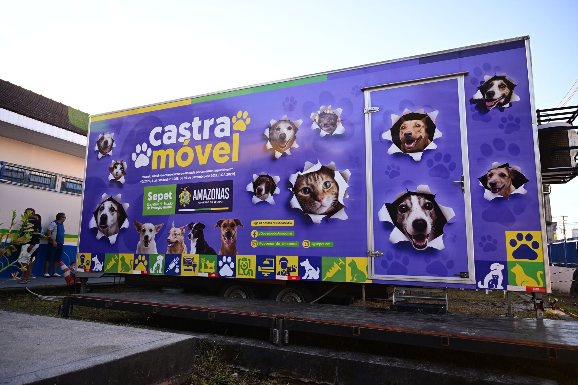 Amazonas realiza maior mutirão de castração do mundo neste domingo no Largo de São Sebastião