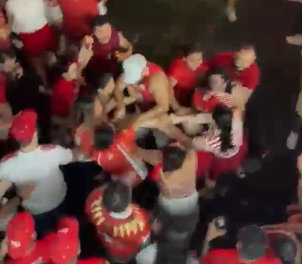 Confusão no Curral do Boi Garantido em Manaus viraliza nas redes; vídeo