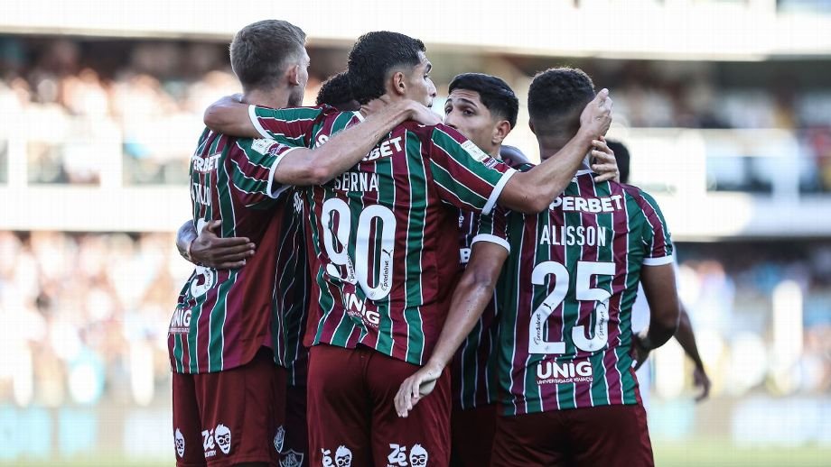 Fluminense vira sobre o Santos na Vila e volta a vencer no Brasileirão