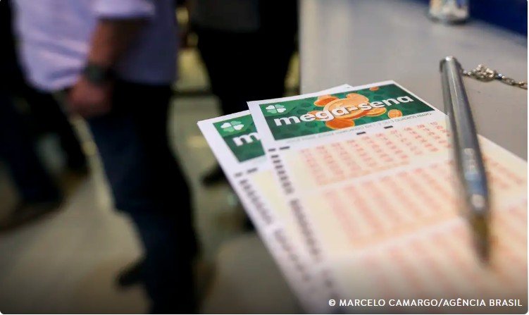 Mega-Sena acumula e prêmio vai a R$ 100 milhões; veja as dezenas