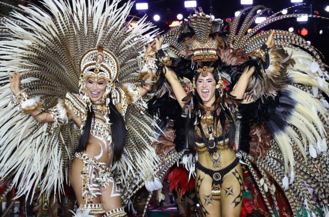 Garantido lota Sambódromo em lançamento do álbum "Portal do Encantamento"