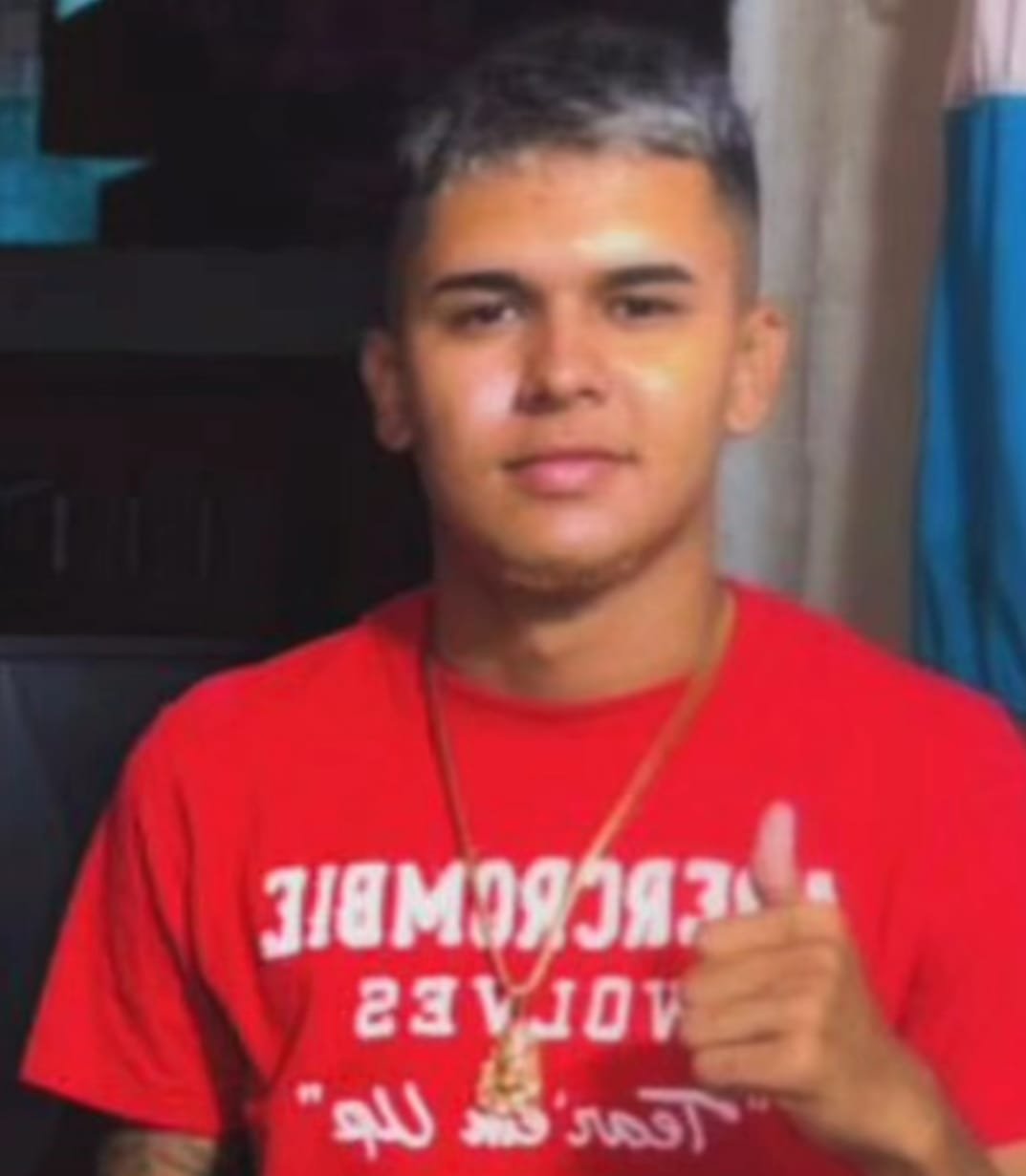 Jovem morre ao ser baleado no peito durante perseguição policial no Alvorada; PM alegou acidente