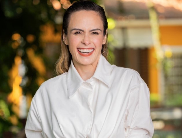 Ana Paula Renault estreia no "Saia Justa" e pode virar apresentadora fixa