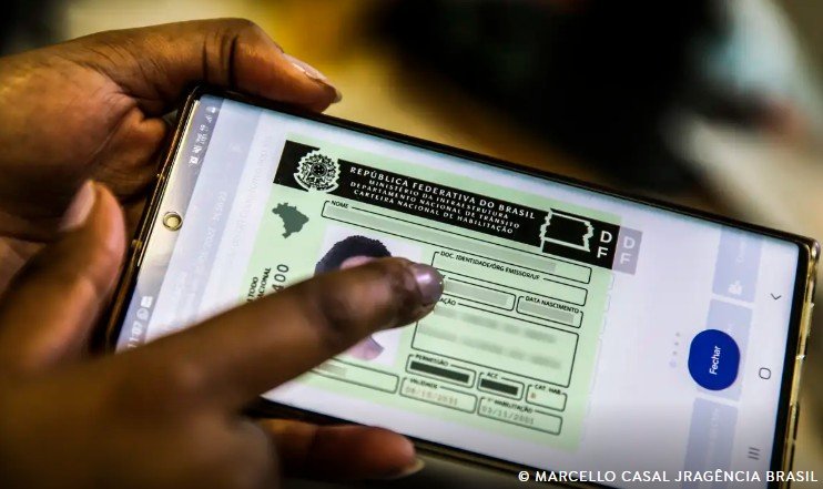 Pesquisa revela que 86% dos brasileiros apoiam exame toxicológico para categorias A e B