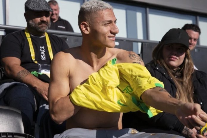 Richarlison revela depressão após Copa de 2022: "Parecia um poço sem fundo"