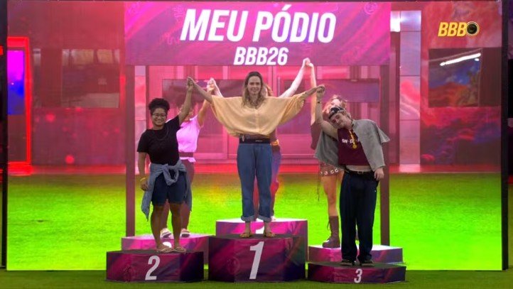 Ana Paula Renault reconstrói pódio trocando Samira por Juliano