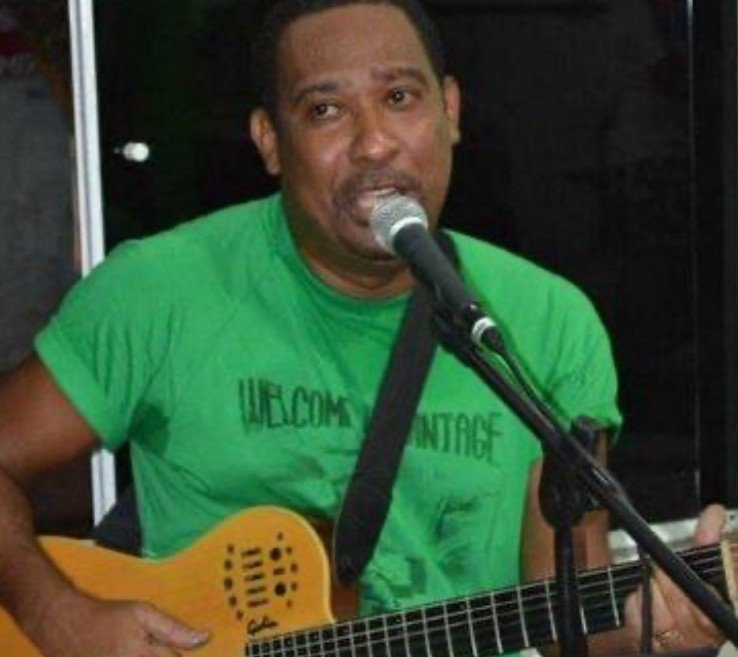 Morre Willian Araújo, integrante da primeira formação do Molejo, aos 60 anos