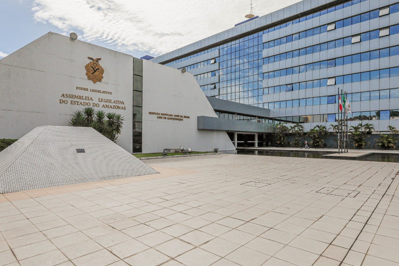 Aleam aprova regras para eleição indireta de novo governador do Amazonas