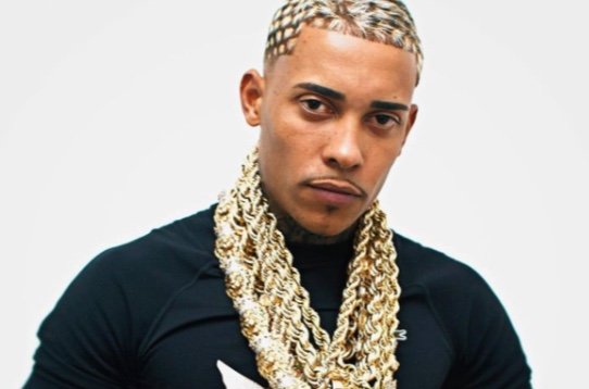 Defesa de MC Poze se pronuncia após prisão por suspeita de lavagem de dinheiro