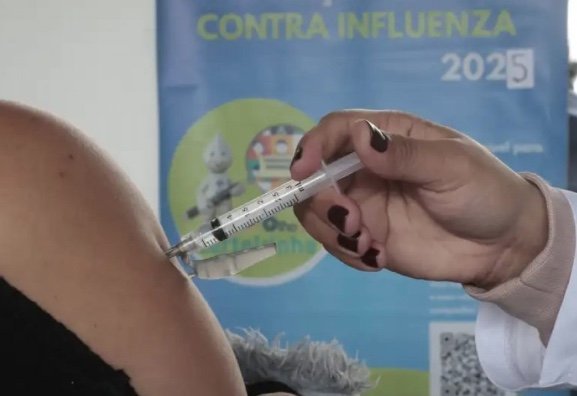 Mortes por 'supergripe' crescem 36,9% em quatro semanas e acendem alerta no Brasil
