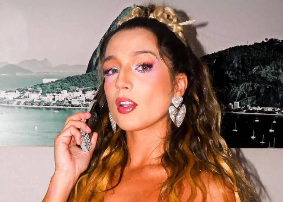 Multishow escala ex-BBB Samira Sagr para potencializar cobertura de Shakira