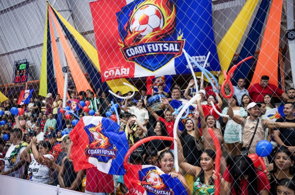 Coari sedia partida inédita da Copa do Brasil de Futsal e lota ginásio municipal