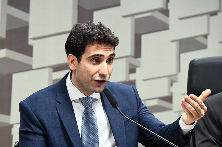 Presidente do Banco Master depõe na CPI do Crime nesta quarta-feira