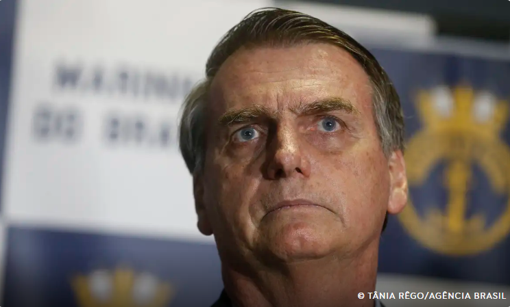 Boletim médico aponta melhora de Bolsonaro no ombro; pulmão esquerdo permanece com alteração