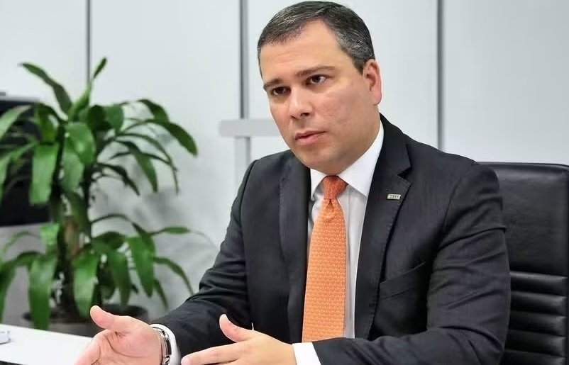 STF forma maioria para manter ex-presidente do BRB preso