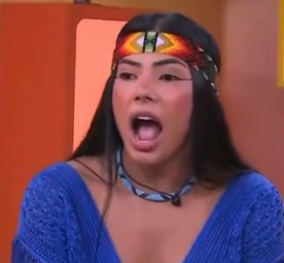 Marciele se revolta ao ver beijo de Jordana e Jonas e dispara: "Espero que tenha gostado do beijo que passou pela minha boca"