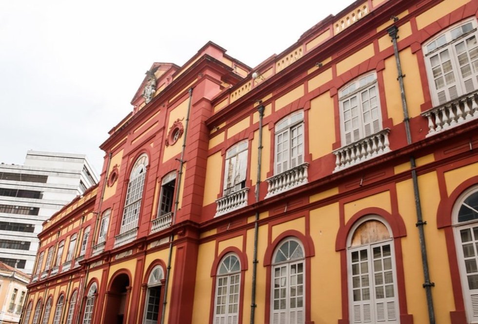 Biblioteca Pública do Amazonas promove "Uma Noite na Biblioteca" para crianças