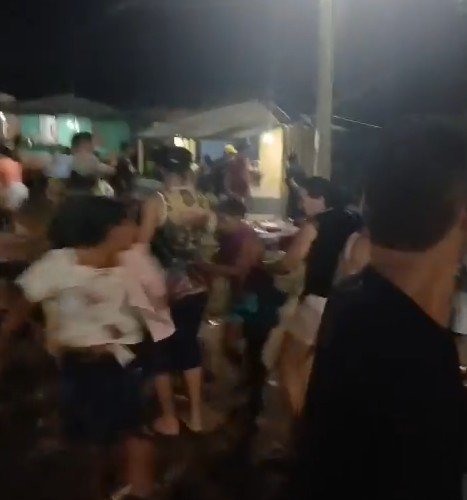 Vídeo registra pânico e correria durante tiroteio em show na Festa do Jaraqui em Manacapuru