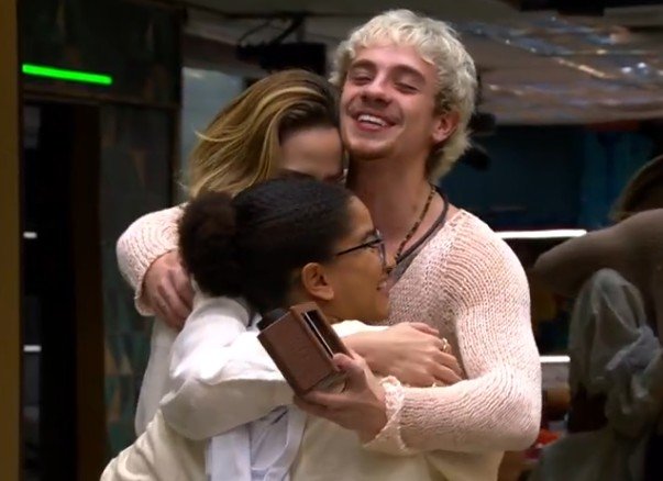 Ana Paula, Juliano e Milena conquistam apartamentos na reta final do BBB 26