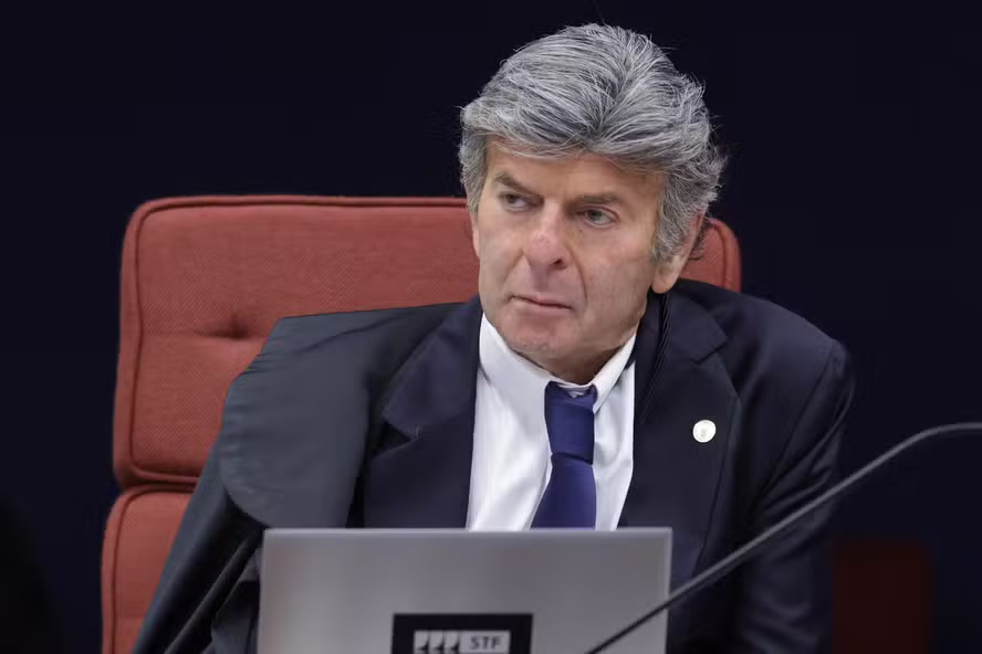 Virada inesperada: Fux absolve sete réus da tentativa de golpe no 8 de janeiro