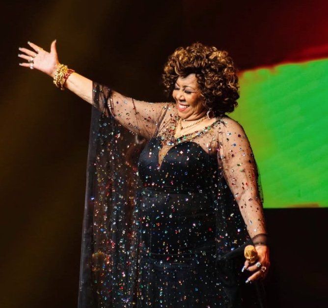 Encontro de Estrelas: Alcione e Ases do Pagode dividem palco em Manaus no 1º de maio
