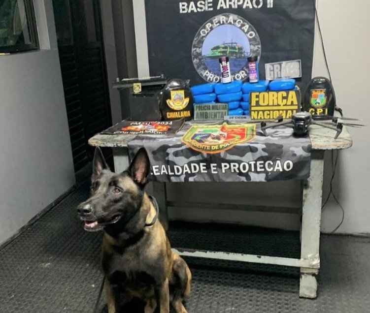 Dupla é presa com mais de 17kg de drogas escondidos em esteira e bateria em Coari