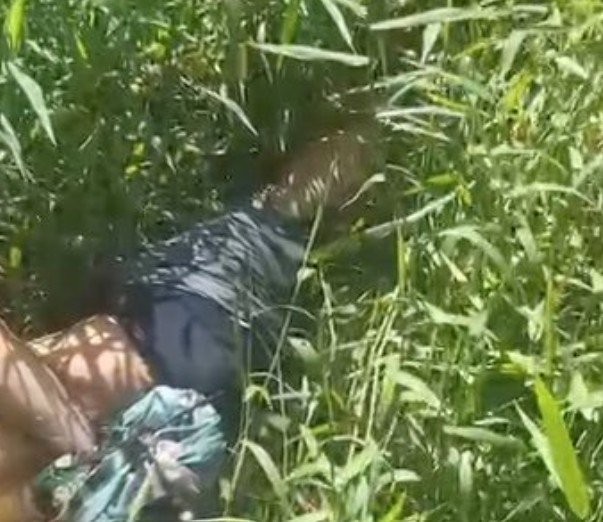 Corpo encontrado com tiros e facadas em área de mata em Manacapuru é identificado